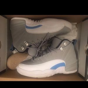 Wolf grey Jordan retro 12’s